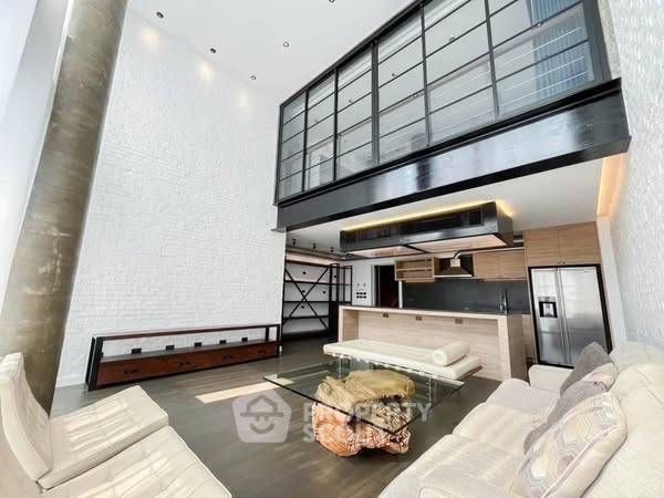 5 Bedrooms Condo for sale In Penthouse Condominium 3 Phra Khanong Nuea Bangkok