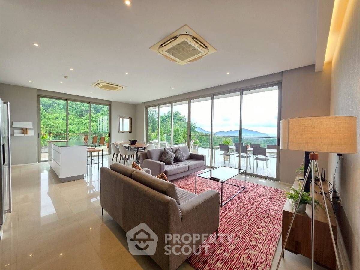 3 Bedrooms Condo for rent In Pool Villas By Sunplay Bang Sare Pattaya