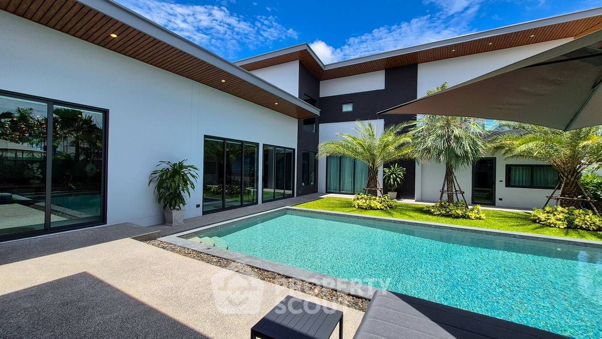 6 Bedrooms Villa for sale In Sonora Residence Chaknok Nong Prue Pattaya
