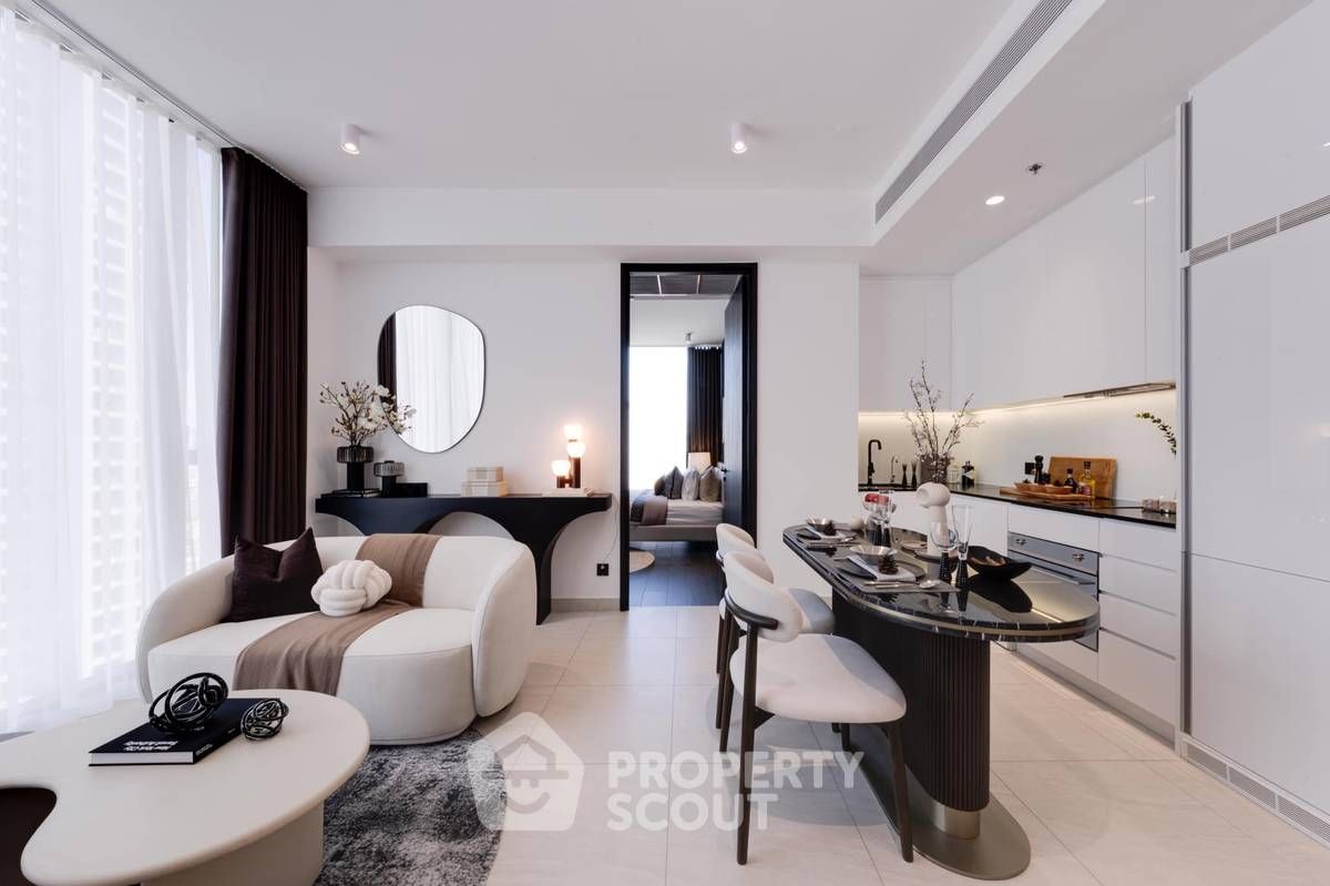 1 Bedroom Condo for sale In Tait Sathorn 12 Si Lom Bangkok