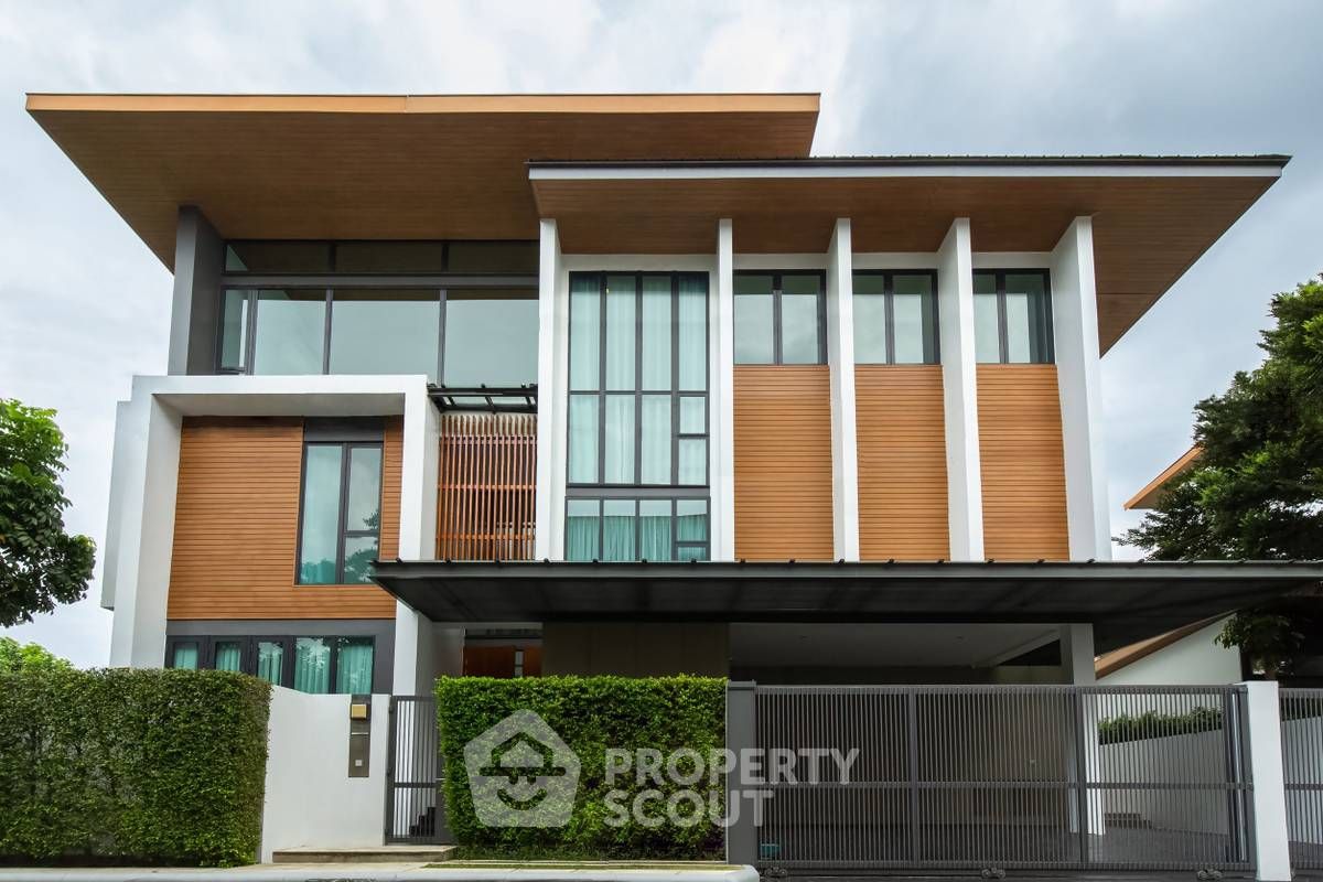 5 Bedrooms House for sale In The Ava Residence Sukhumvit Suan Luang Bangkok