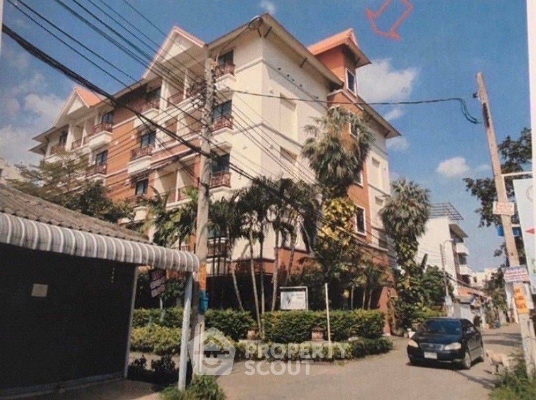 10 Bedrooms Apartment for sale In The Four Wings Residence Srinakarin Hua Mak Bangkok