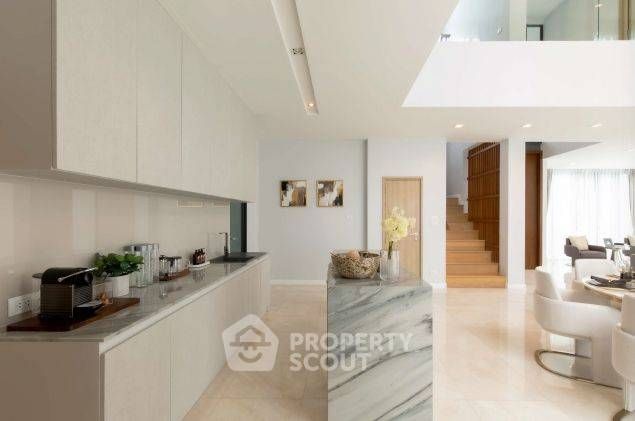 7 Bedrooms House for sale In The Ava Residence Sukhumvit Suan Luang Bangkok