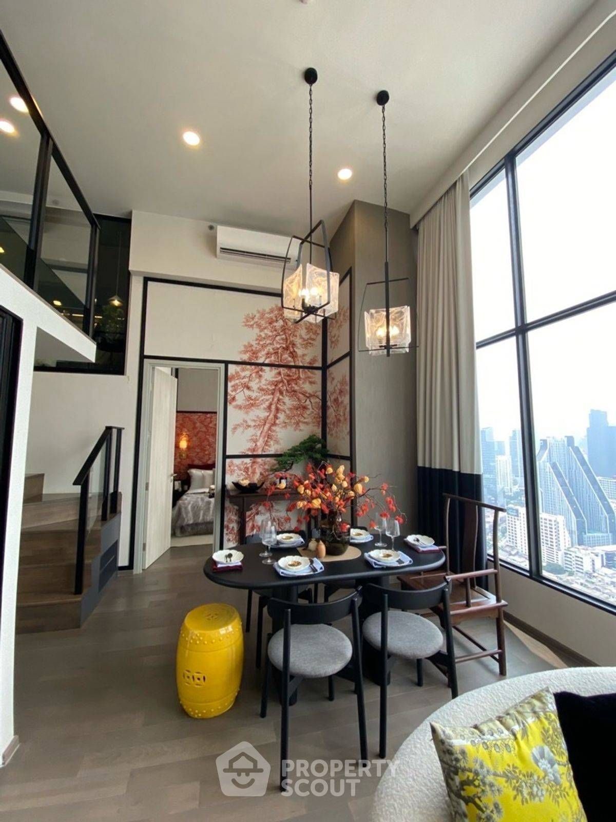 2 Bedrooms Condo for sale In Maha Phruettharam Bangkok