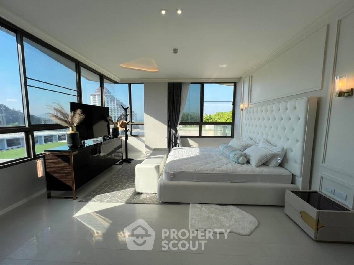 3 Bedrooms Condo for sale In Veranda Residence Pattaya Na Chom Thian Pattaya