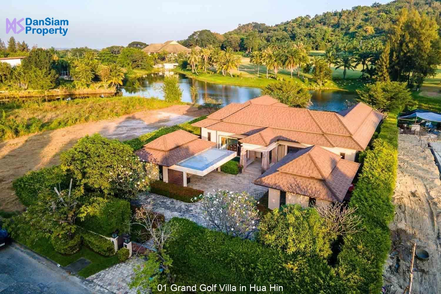 5 Bedrooms Villa for sale In Cha Am Phetchaburi