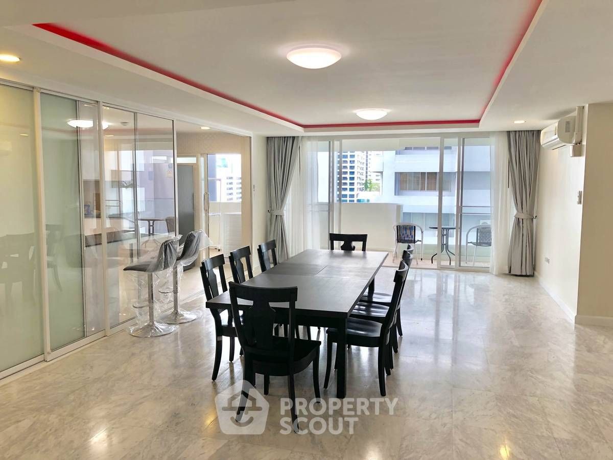 3 Bedrooms Condo for rent In Windsor Tower Khlong Toei Bangkok