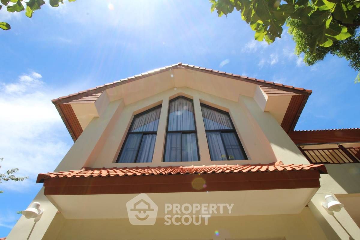 4 Bedroom Villa For Rent In Bo Win, Chon Buri