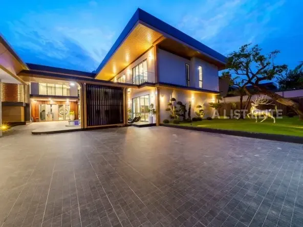7 Bedrooms House for sale In M Mountain Grand Villa Nong Prue Pattaya