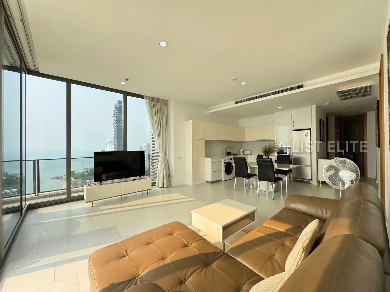 3 Bedrooms Condo for sale In Northpoint Na Kluea Pattaya