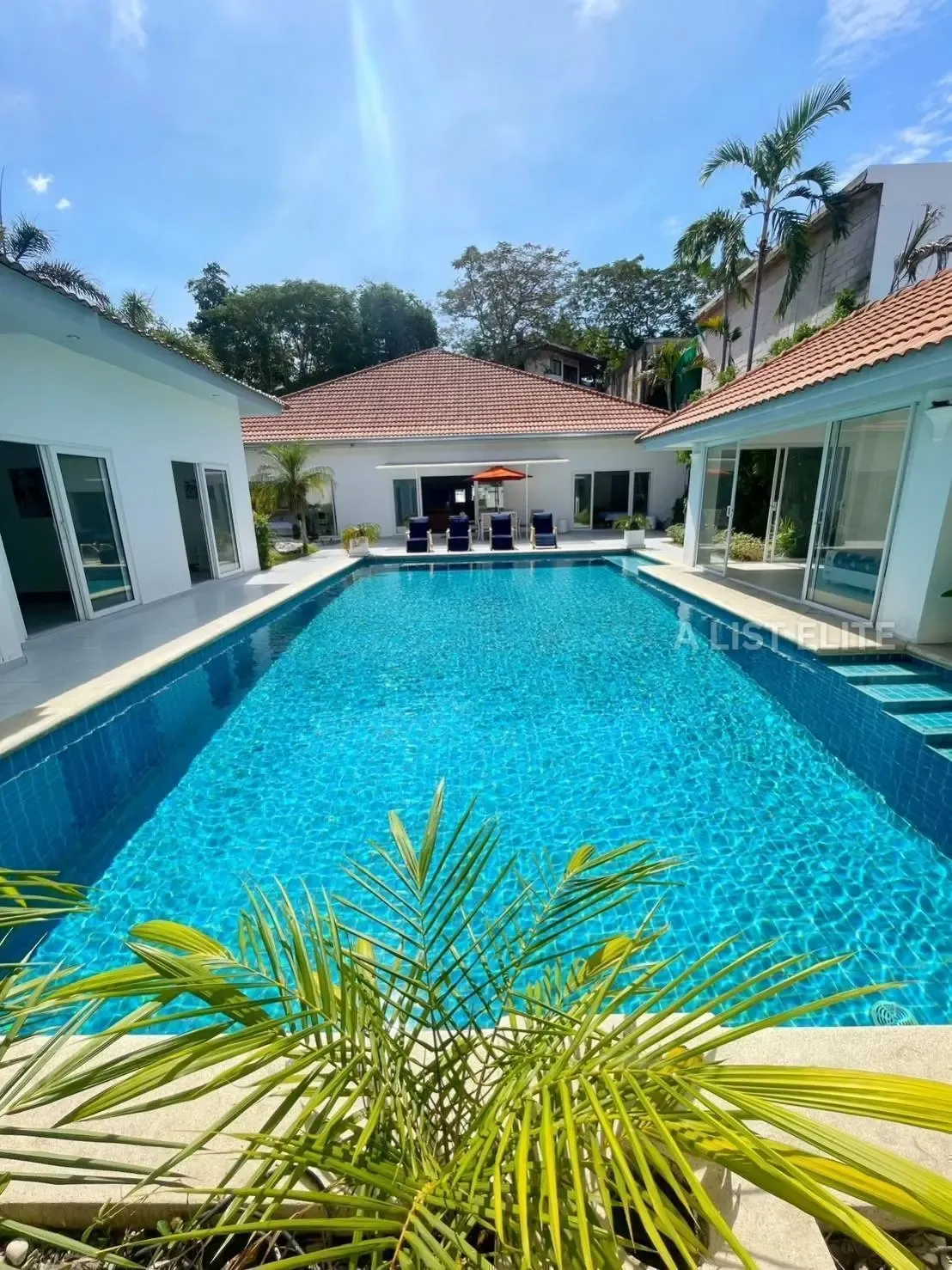 12 Bedrooms House for sale In Majestic Residence Nong Prue Pattaya
