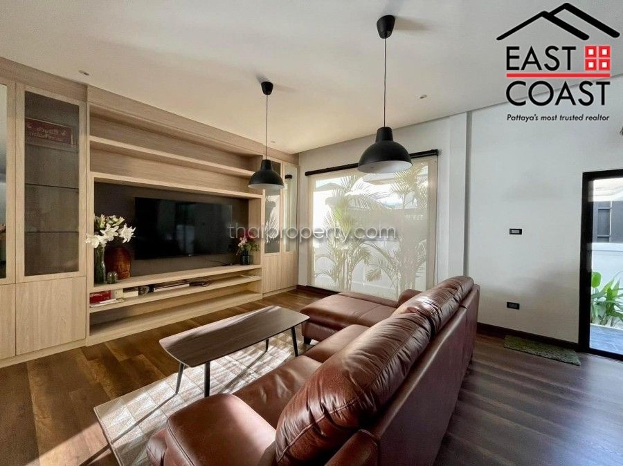 Studio House For Rent At Siam Place