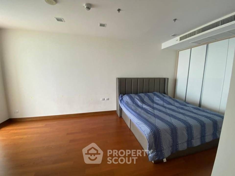 4 Bedrooms Condo for sale In The Palm Wongamat Beach Na Kluea Pattaya
