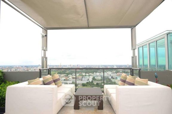 3 Bedrooms Condo for sale In M Phayathai Thanon Phaya Thai Bangkok