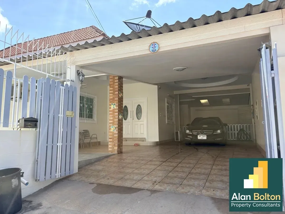4 Bedroom House For Rent In Nong Prue, Chon Buri