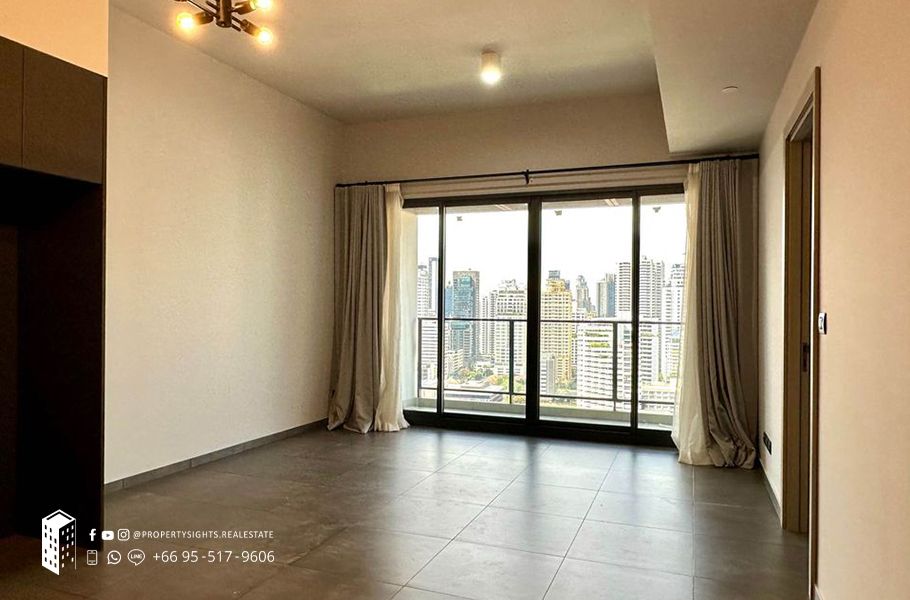 Condo for sale In The Lofts Asoke Khlong Toei Nuea Bangkok