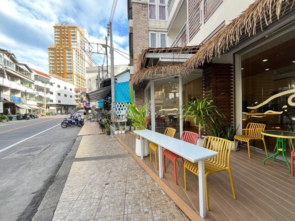 11 Bedrooms Shophouse for sale In Nong Prue Pattaya