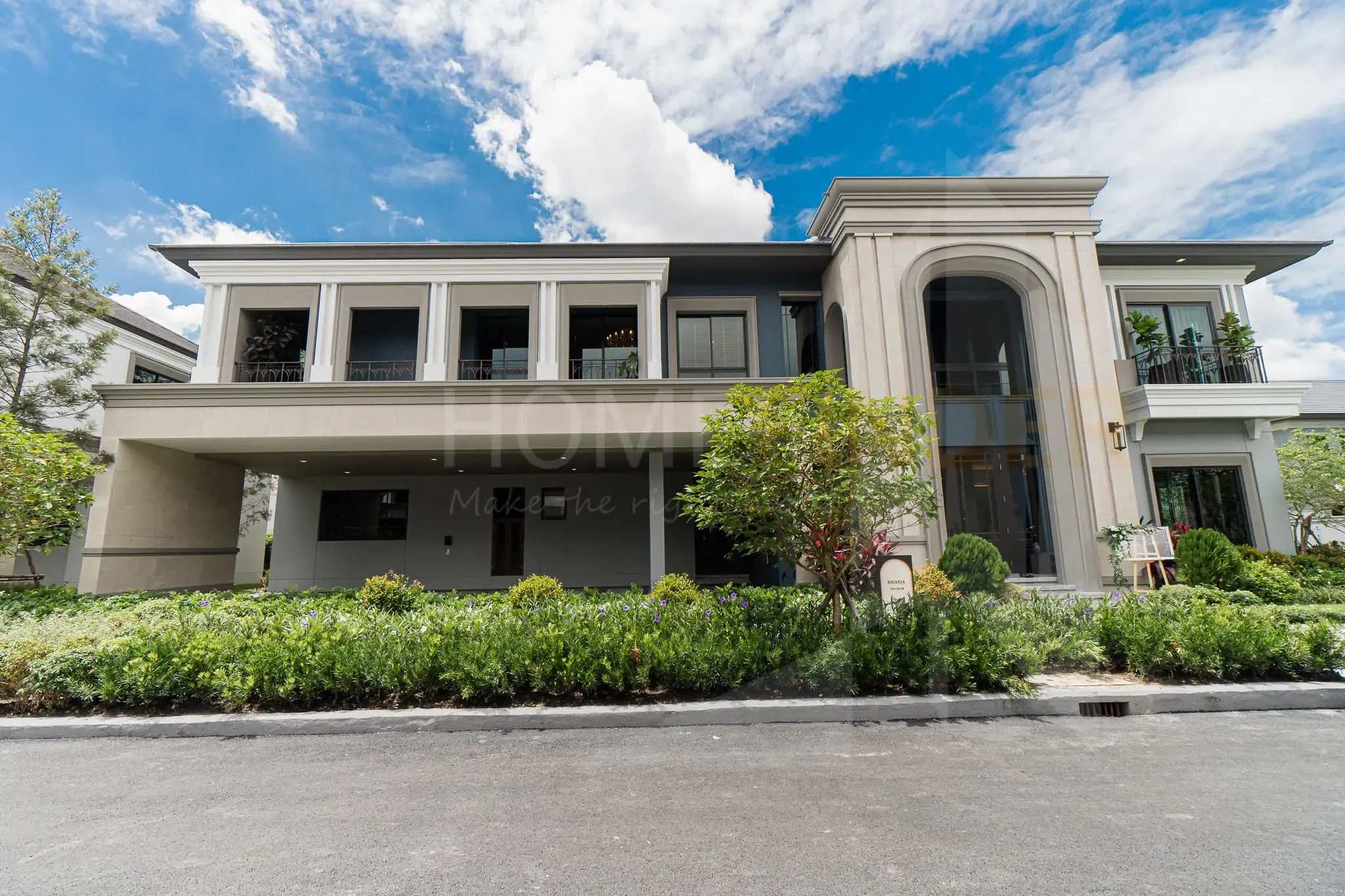 5 Bedrooms House for sale In Bang Chueak Nang Bangkok