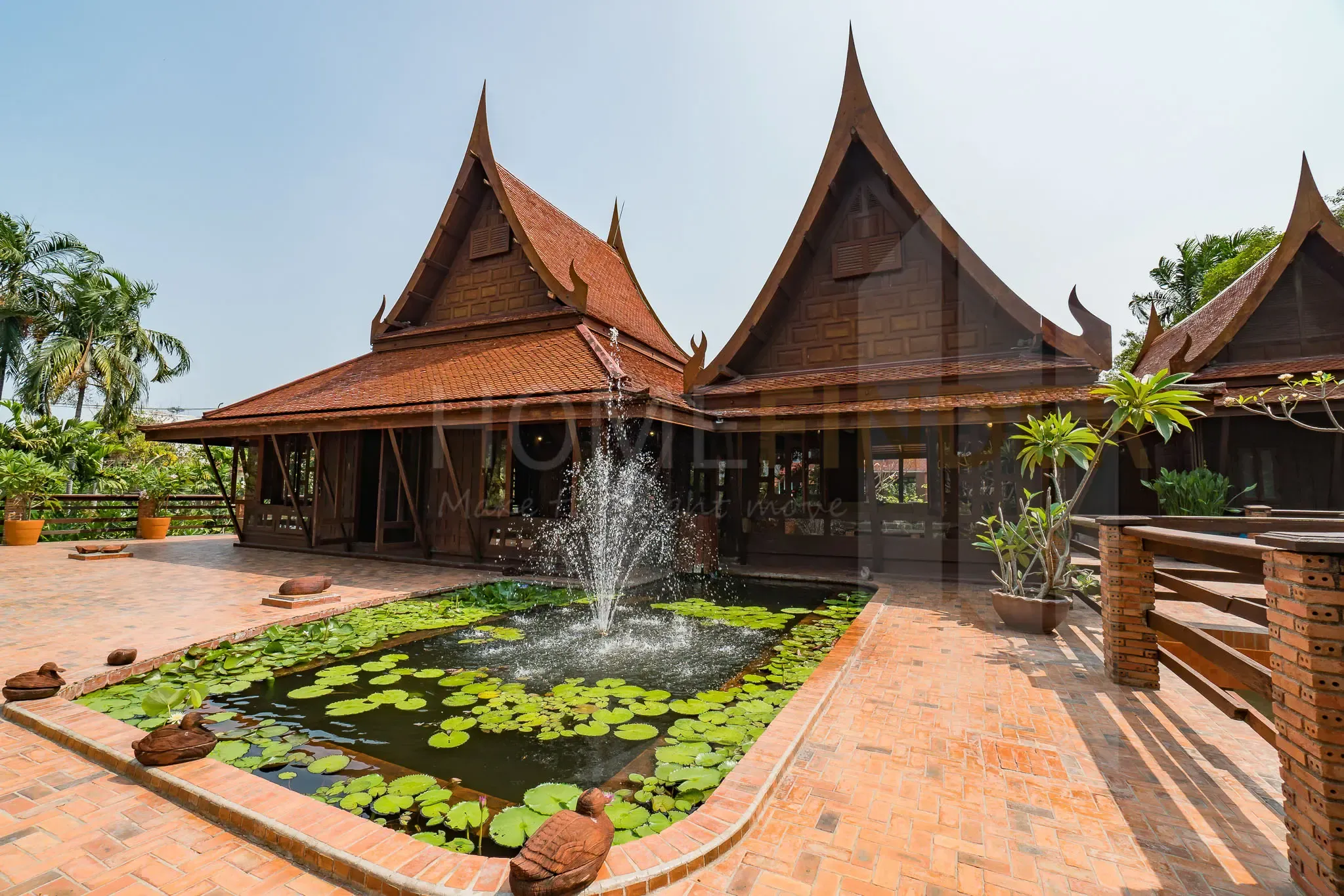 6 Bedrooms House for sale In Bang Talat Nonthaburi