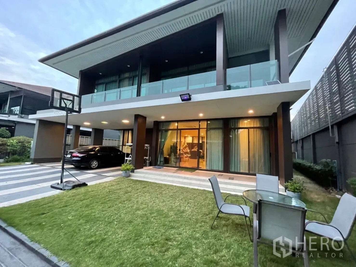 5 Bedrooms House for rent In Setthasiri Krungthep Kreetha Hua Mak Bangkok