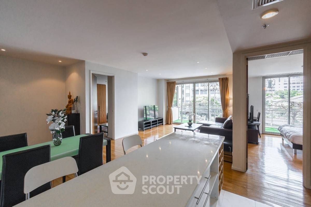 2 Bedrooms Condo for rent In The Legend Saladaeng Si Lom Bangkok