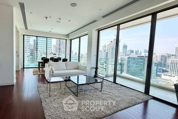 3 Bedrooms Condo for rent In Le Raffine Jambu Dvipa Sukhumvit 39 Khlong Tan Nuea Bangkok