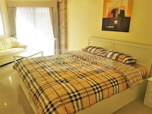 Studio Condo For Rent At Jomtien Beach Condo