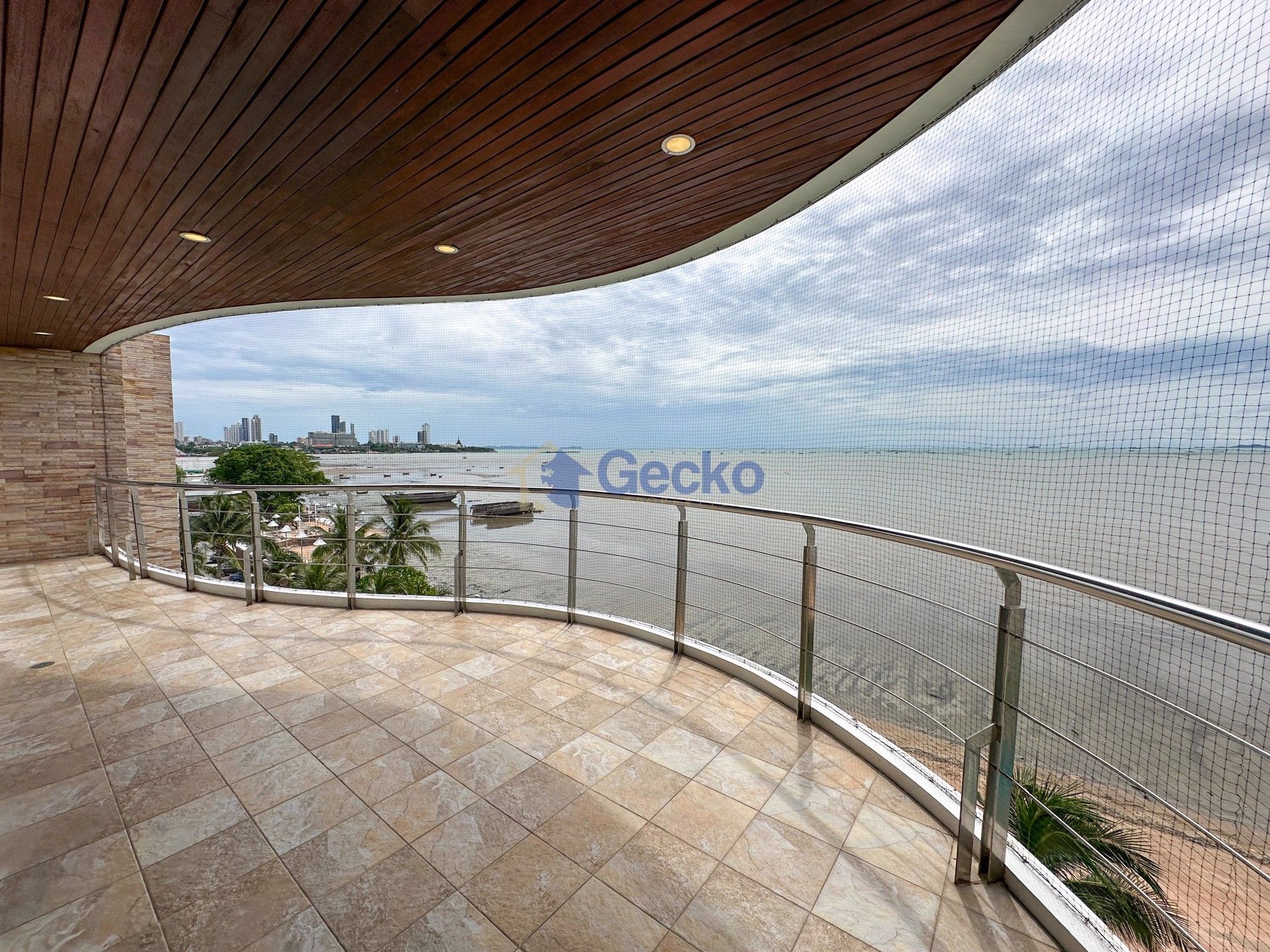 2 Bedrooms Condo for sale In Ananya Beachfront Wongamat Na Kluea Pattaya
