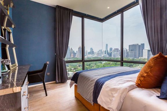 2 Bedrooms Condo for rent In Muniq Langsuan Lumphini Bangkok