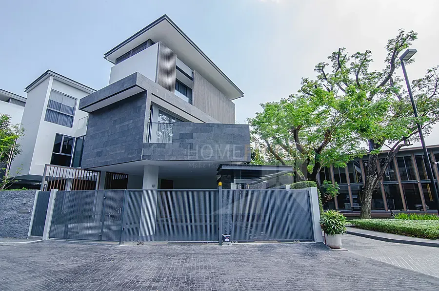 4 Bedrooms House for sale In Khlong Chaokhun Sing Bangkok