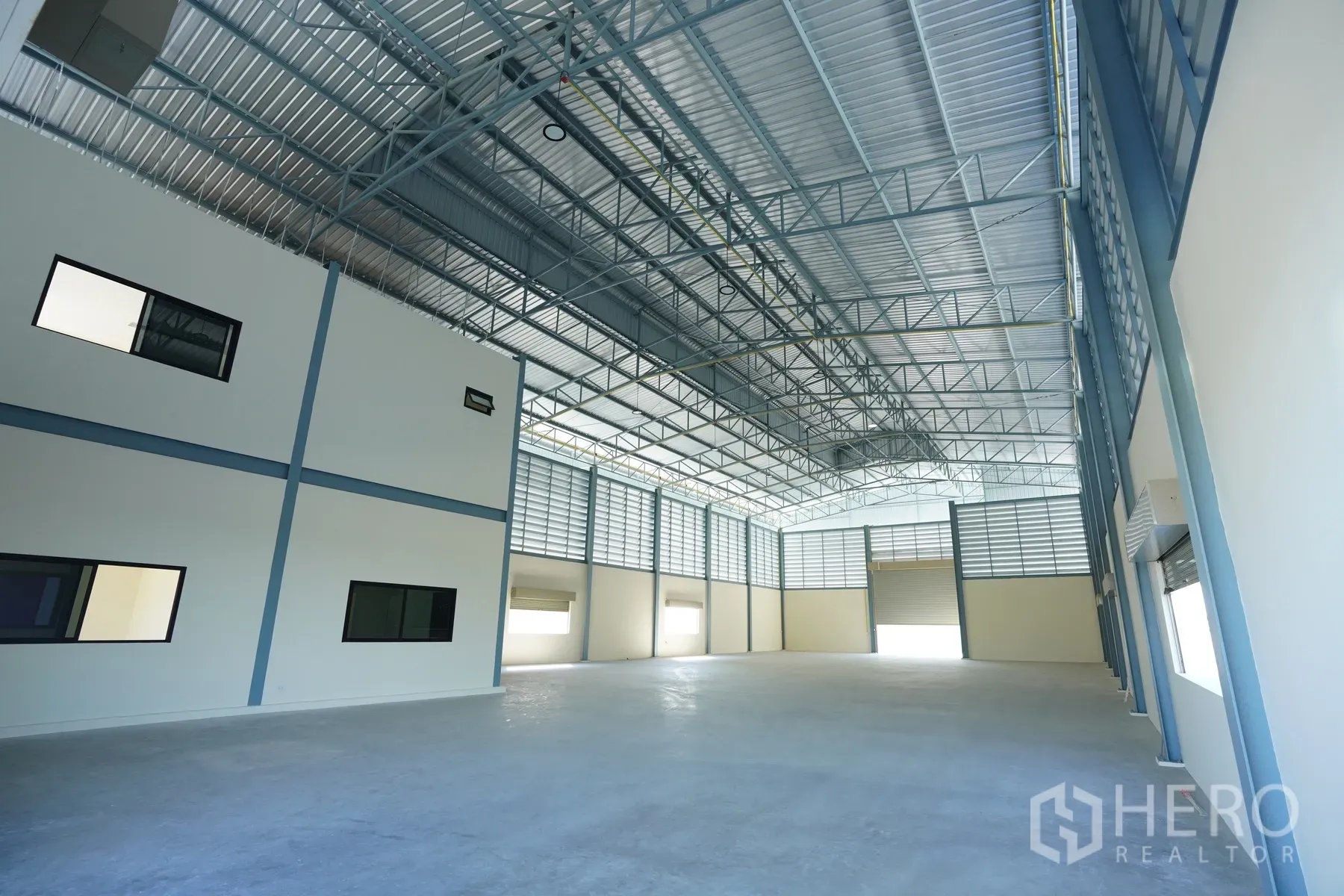 Warehouse for rent In Phraeksa Mai Samut Prakan