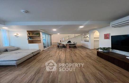 4 Bedrooms Condo for sale In Maestro 01 Sathorn Yenakat Thung Mahamek Bangkok