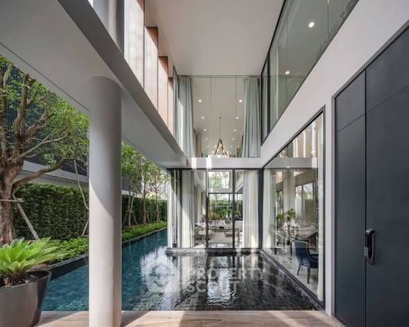 5 Bedrooms House for sale In Issara Residence Rama 9 Bang Kapi Bangkok