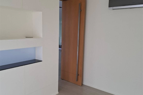 3 Bedrooms Condo for sale In Supalai Place Khlong Tan Nuea Bangkok