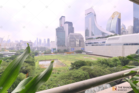 3 Bedrooms Condo for sale In Somkid Gardens Lumphini Bangkok