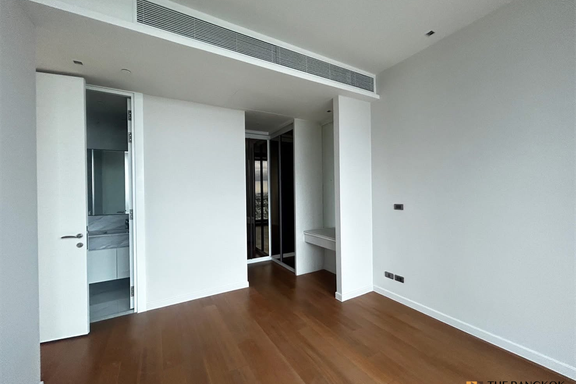 3 Bedrooms Condo for sale In Canapaya Residences Bang Khlo Bangkok