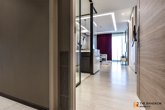 2 Bedrooms Condo for sale In The Room Sukhumvit 38 Phra Khanong Bangkok