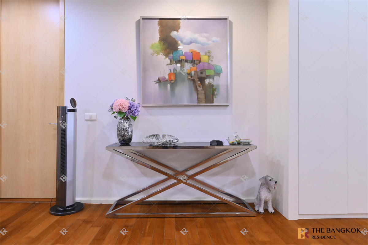 3 Bedrooms Condo for sale In The Lakes Khlong Toei Bangkok
