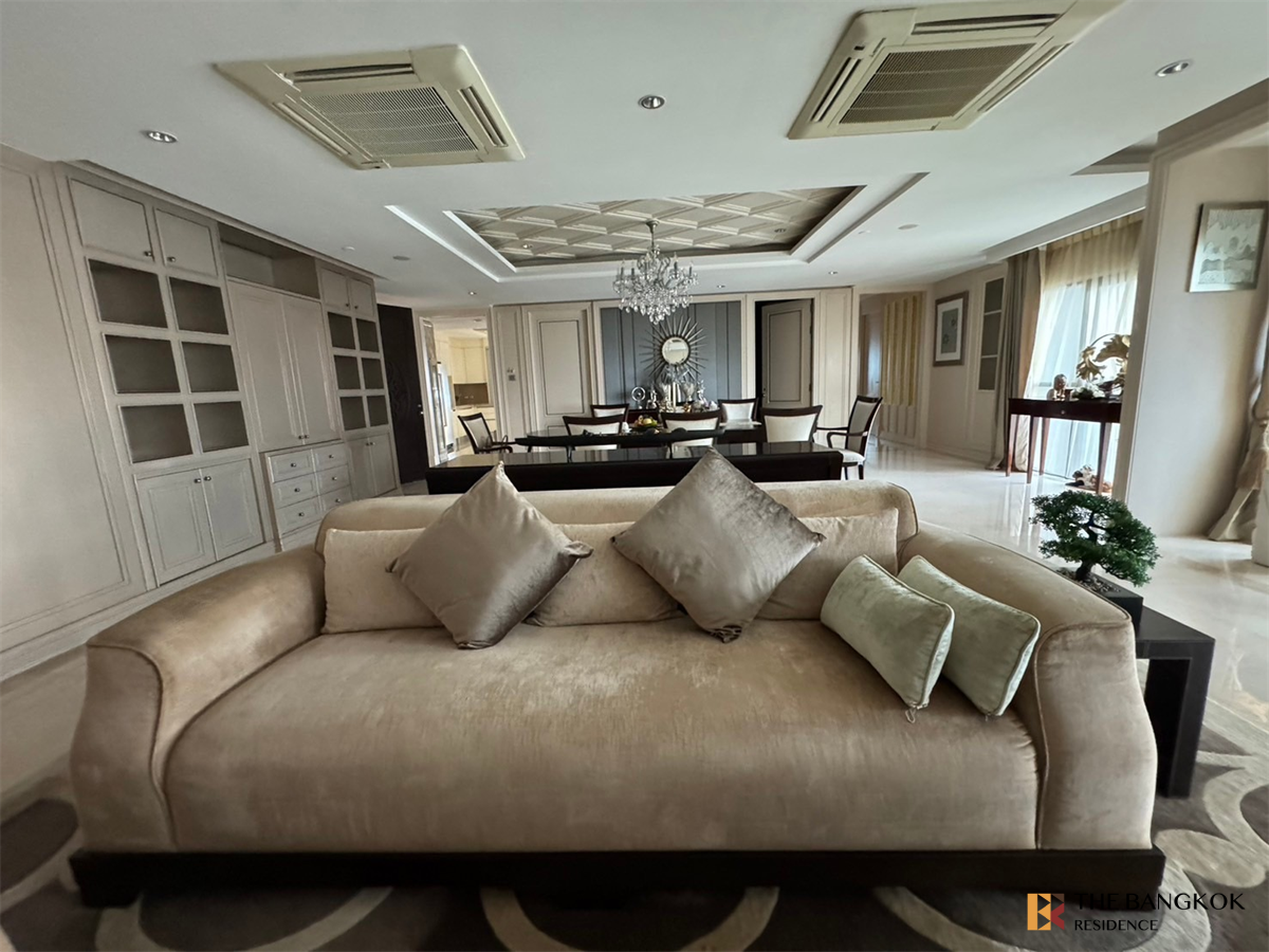 4 Bedrooms Condo for rent In Sathorn Gardens Thung Mahamek Bangkok