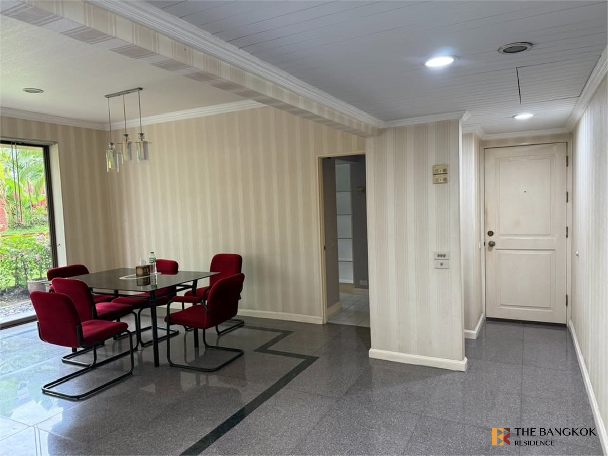 2 Bedrooms Condo for sale In Chidlom Place Lumphini Bangkok