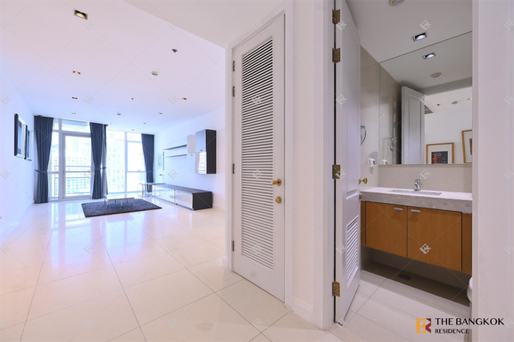 2 Bedrooms Condo for sale In Athenee Residence Lumphini Bangkok