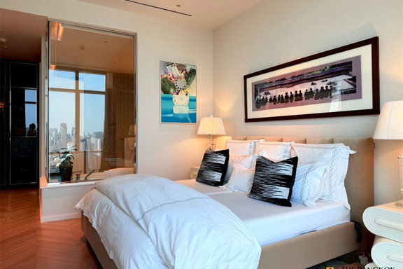 2 Bedrooms Condo for sale In Four Seasons Private Residences Thung Wat Don Bangkok