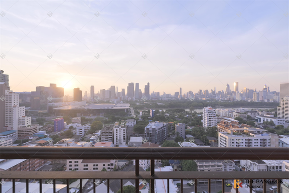 3 Bedrooms Condo for sale In Aguston Sukhumvit 22 Khlong Toei Bangkok