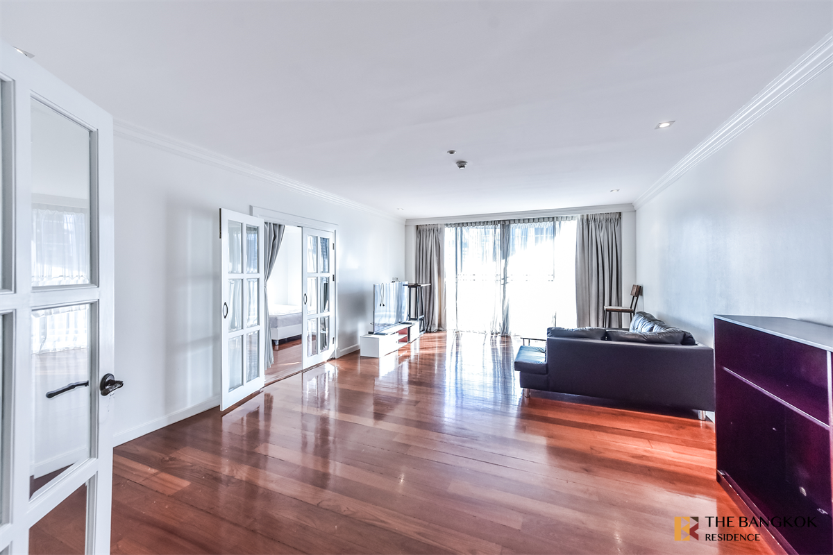 3 Bedrooms Condo for rent In Chidlom Place Lumphini Bangkok