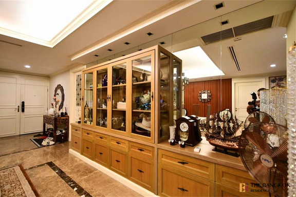 3 Bedrooms Condo for sale In Sathorn Gardens Thung Mahamek Bangkok
