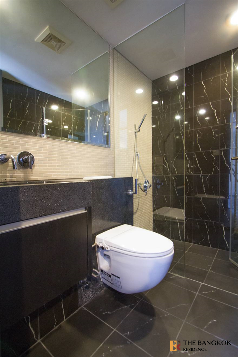3 Bedrooms Condo for rent In Siamese Gioia Khlong Toei Nuea Bangkok
