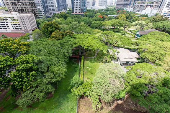2 Bedrooms Condo for rent In 98 Wireless Lumphini Bangkok