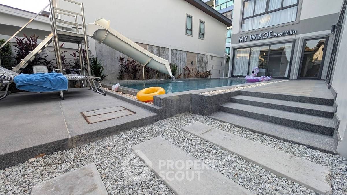 8 Bedrooms House for sale In Serenity Jomtien Villas Nong Prue Pattaya