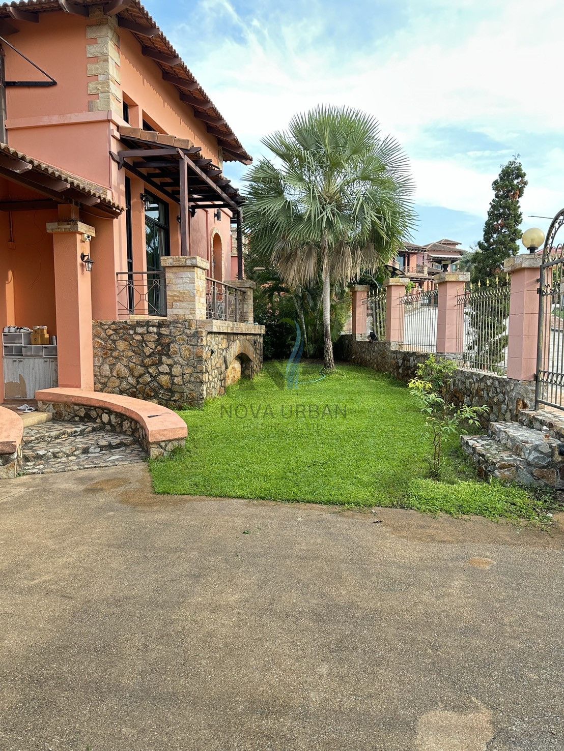 2 Bedroom House For Rent In Pong, Chon Buri