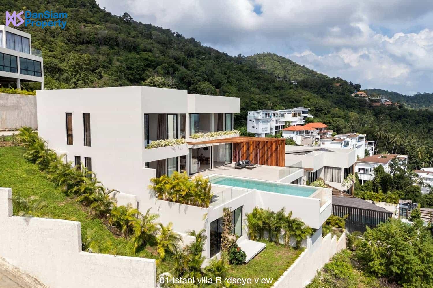 5 Bedrooms Villa for sale In Istani Residence Bo Phut Surat Thani
